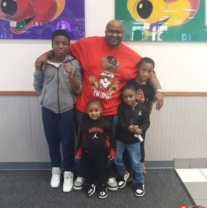 Meet your Posher, Peter